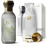 MAMEIDO Wasserkaraffe 1,5l & 1l - Glaskaraffe mit Deckel & Sieb, mundgeblasene Karaffe Glas, Wasserkrug mit edler Optik für besondere Anlässe, Karaffen zum Verschenken (Smoke Gold, 1500ml)